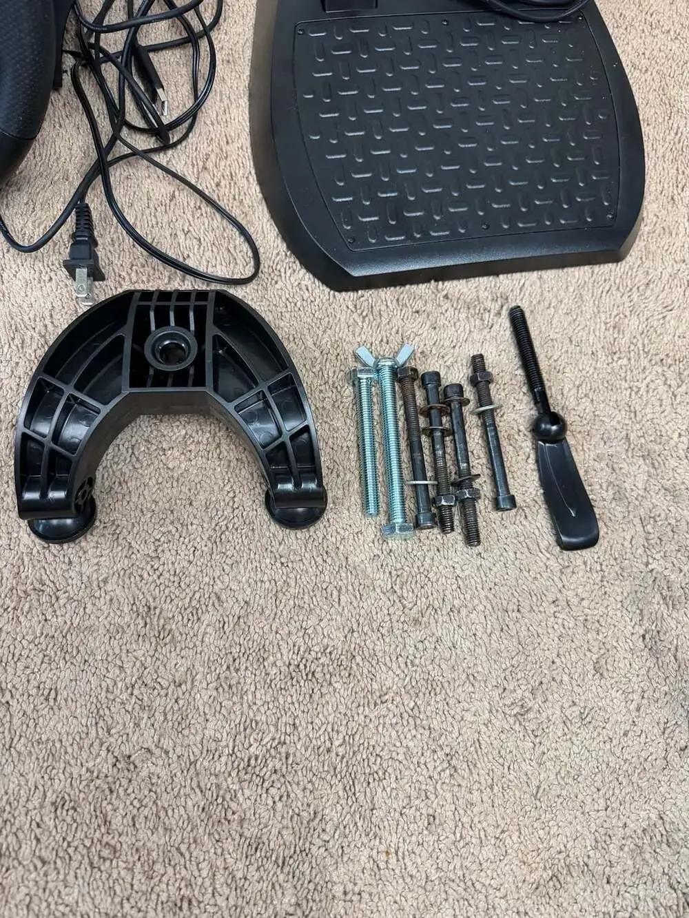 Thrustmaster TMX Force Feedback Racing Wheel and Pedals Xbox One and PC Box